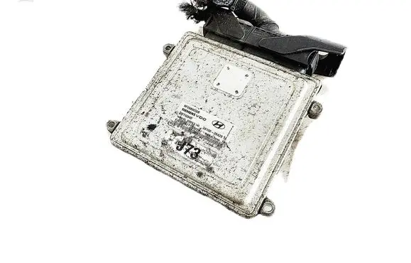 Hyundai Sonata Engine control unit/module ECU 3910025420
