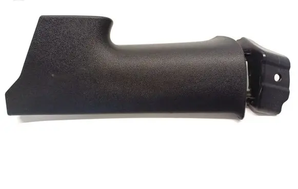 (D)pillar trim (top)