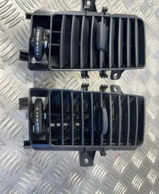 Mercedes-Benz Sprinter W906 Dashboard side air vent grill/cover trim A9068300154
