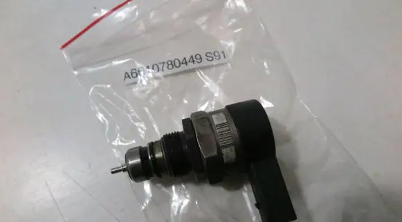 Mercedes-Benz CLK A209 C209 Fuel main line pipe A6110780449