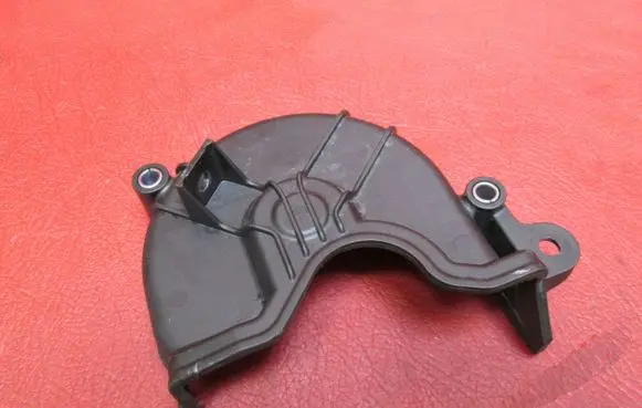 Volkswagen Golf VII Timing belt guard (cover) 04C109121C