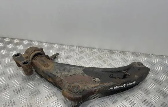 Mini One - Cooper Coupe R56 Front lower control arm/wishbone 6772235