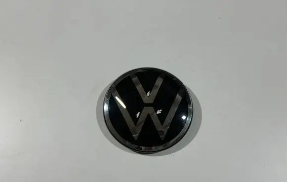 Volkswagen T-Cross Manufacturer badge logo/emblem 2GM853601E B017456