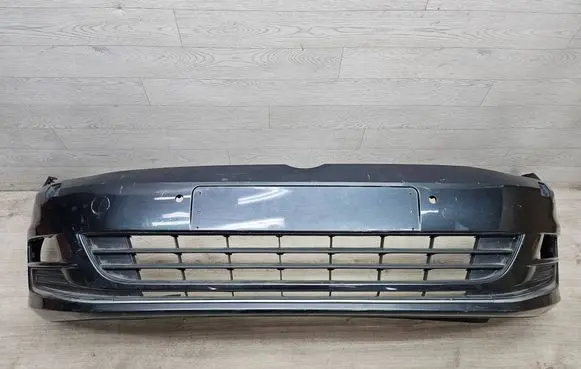 Volkswagen Golf VII Front bumper 5G0807221
