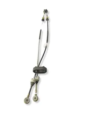 Opel Insignia A Gear shift cable linkage 55583300