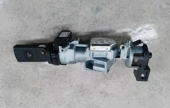 Mazda 5 Ignition lock 3M513F880AC