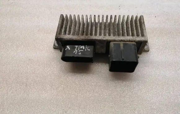Nissan X-Trail T32 Glow plug pre-heat relay 8200558438A RCS812