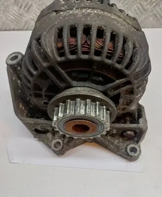 Volkswagen Transporter - Caravelle T5 Generator/alternator 070903024A 0124615031388