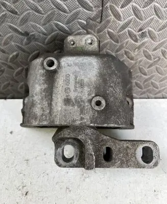 Audi TT Mk1 Engine mount bracket 1J0199262CL