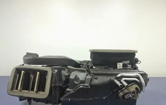 Audi Q7 4L Interior heater climate box assembly 4M1820001K