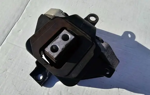 KIA Sportage Gearbox mount 21834D9100