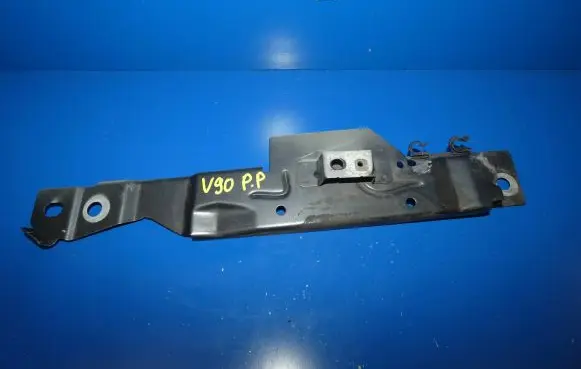 Volvo S90, V90 Fender mounting bracket