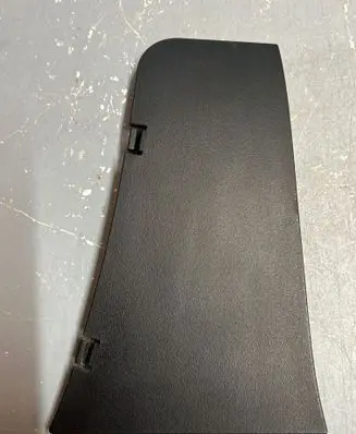 Rear/tail light trim molding