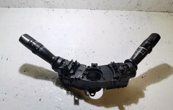 KIA Ceed Wiper turn signal indicator stalk/switch 3753MA2210