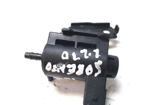 KIA Sorento Vacuum valve 394102F600