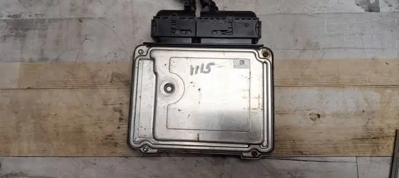 Skoda Superb B6 (3T) Engine control unit/module 03L906018JC 03L906018BR 0281017414