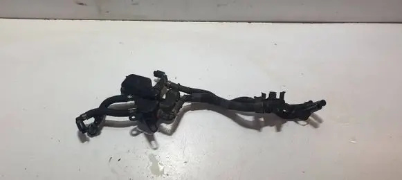 Renault Clio V Fuel distributor A711H100408C