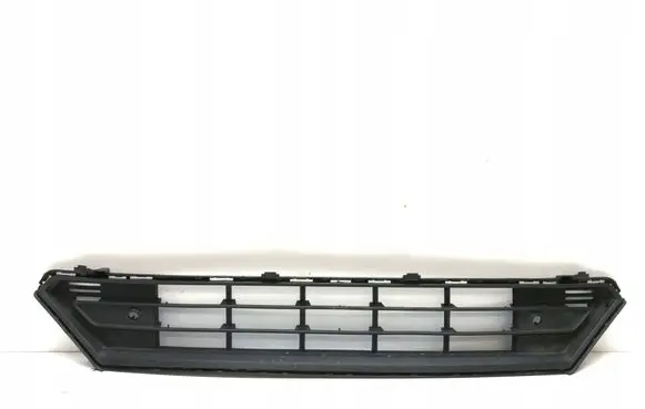 Volvo XC40 Front bumper lower grill 32136098