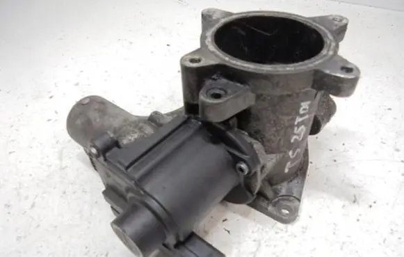 Volkswagen Transporter - Caravelle T5 EGR valve 076131501B