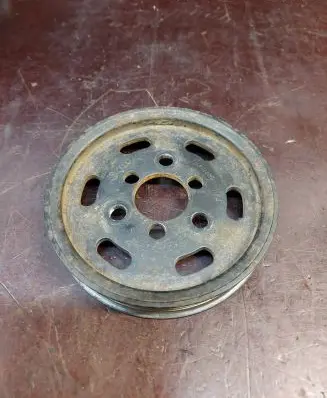 Volkswagen PASSAT B5 Power steering pump pulley 028145225f