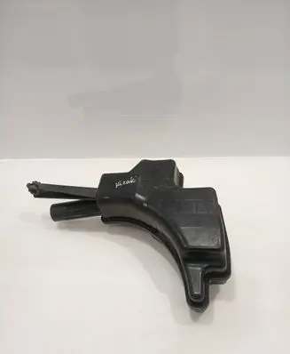 Intake resonator