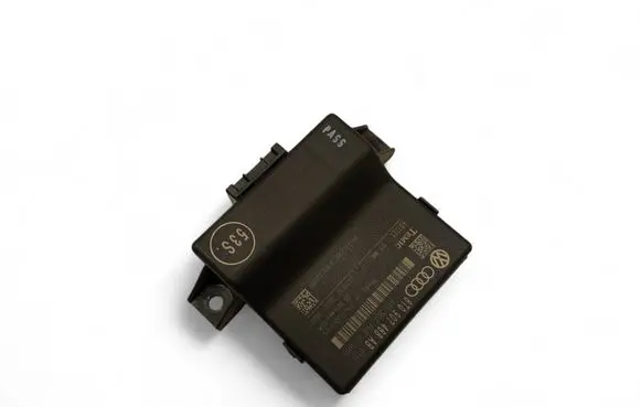 Audi S5 Gateway control module 8T0907468AB