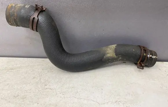Citroen Berlingo Engine coolant pipe/hose 