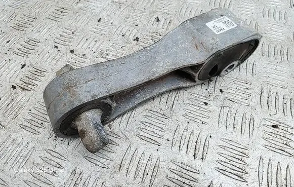 Mini One - Cooper F56 F55 Engine mount bracket 6853470