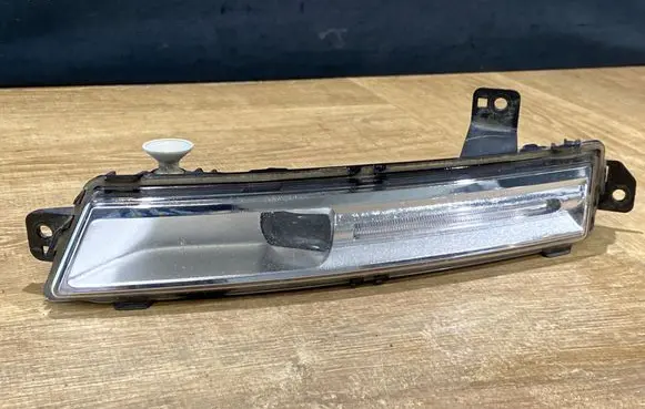 Jaguar F-Pace Front fog light HK8315200AC KZ303S 10581020000
