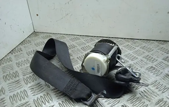Jaguar XF Front seatbelt 33027811