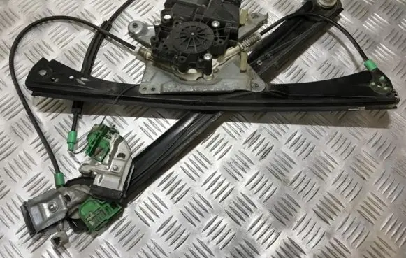 Audi A4 S4 B5 8D Sliding door window regulator with motor 8d0837398c