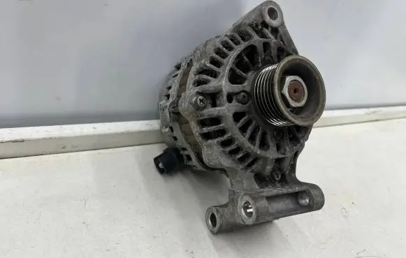 Mazda 2 Generator/alternator 2S6T-10300-CB