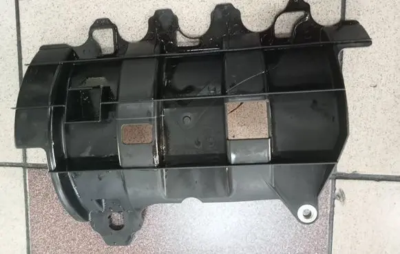 Volkswagen Caddy Oil breather separator 03L103623A