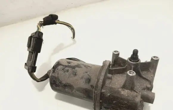 Opel Zafira A Wiper motor 404496 3233A
