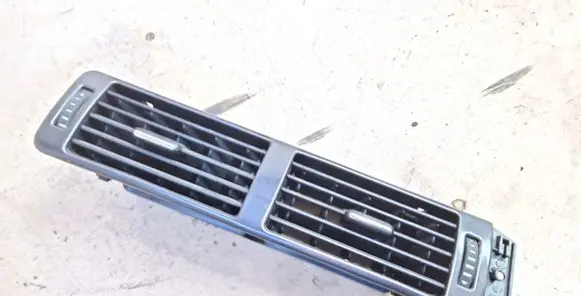 Audi A6 S6 C5 4B Dash center air vent grill 4B1820951