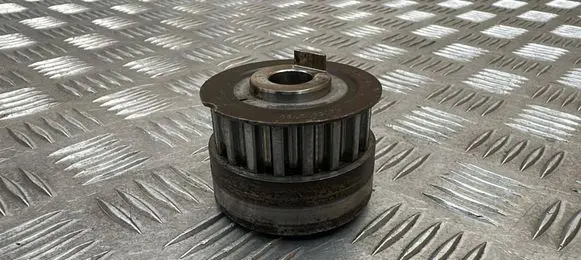 Citroen C4 Cactus Camshaft pulley/ VANOS 9675873780
