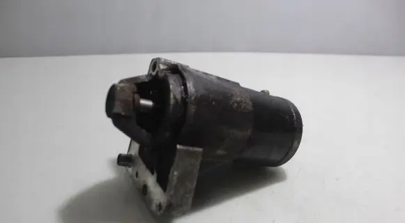 Peugeot Partner Starter motor M00TT32272