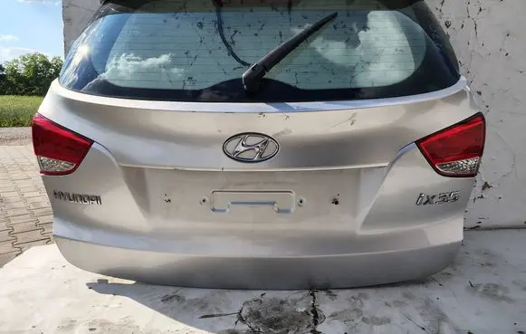 Hyundai ix35 Truck tailgate