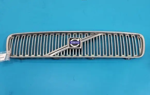 Volvo V50 Front bumper upper radiator grill 08678680 IMPRK1537341