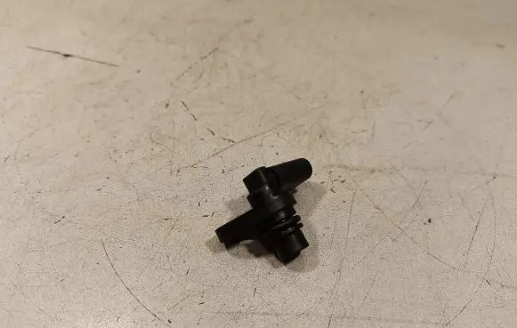 Mercedes-Benz E W213 Camshaft position sensor A6549050000