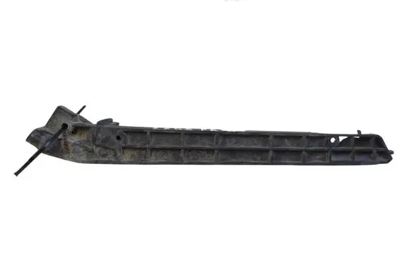 Opel Zafira C Front bumper mounting bracket 13300778