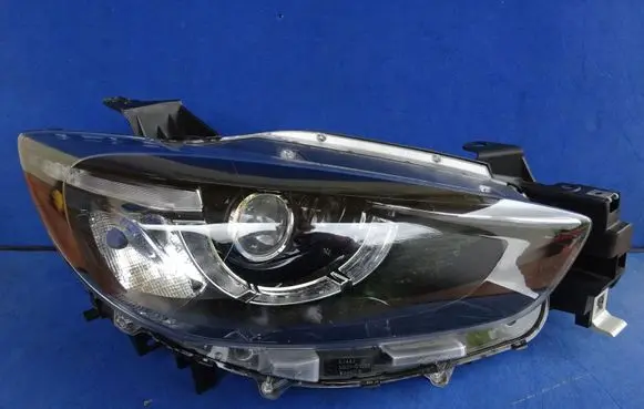 Mazda CX-5 Headlight/headlamp
