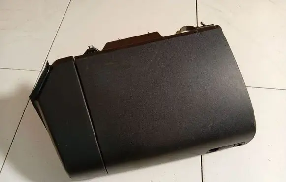 Mazda 3 I Glove box BP4K64161
