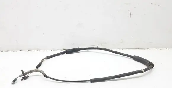 Mitsubishi Pajero Handbrake/parking brake wiring cable 