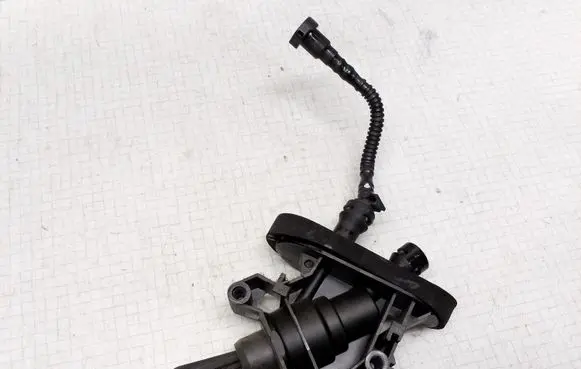 Ford Fiesta Clutch master cylinder