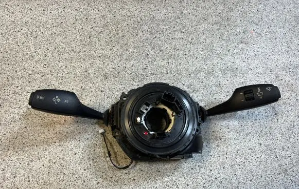 BMW 2 F22 F23 Headlight wiper switch 9253749