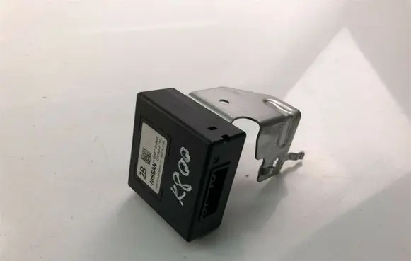 Nissan Juke I F15 Other control units/modules 284E76WK6B K800