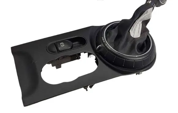 Mini Clubman F54 Gear shifter surround trim plastic 9306116 9391193 6975552