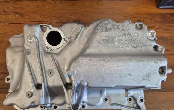 BMW 2 F45 Oil sump 858012003