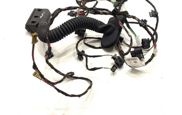 Mercedes-Benz GLE W167 Rear door wiring loom A1675408727